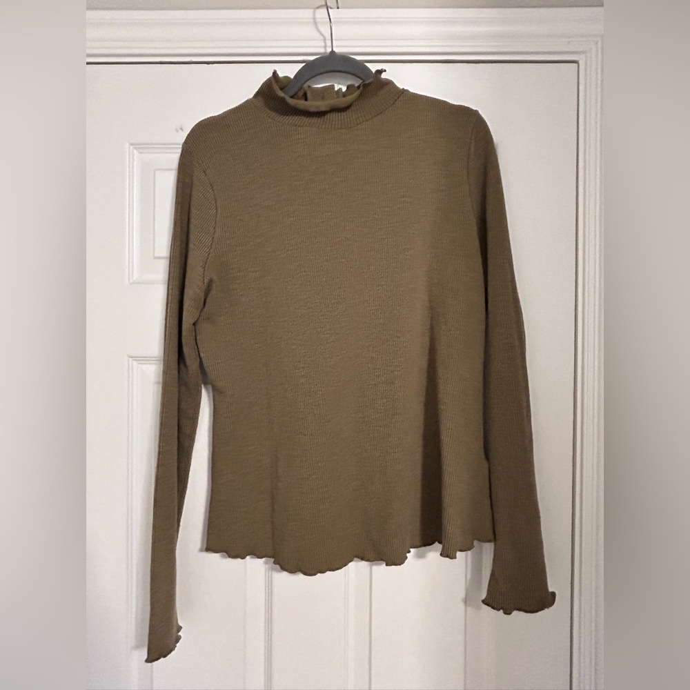 Polagram Olive Long Sleeve Top
